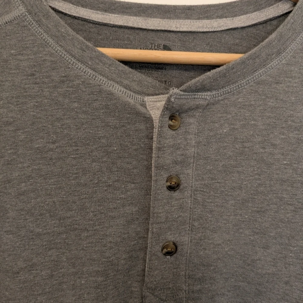 North Face Sweater Mens XL Long Sleeve Crew Neck Pullover Henley Heather Grey